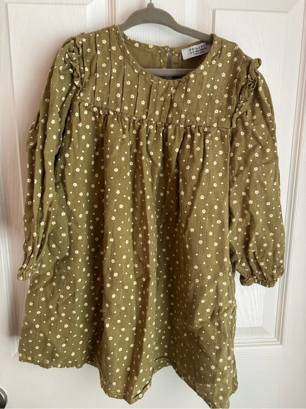 Primark Size 4-5 Years Cotton Green Floral Dress